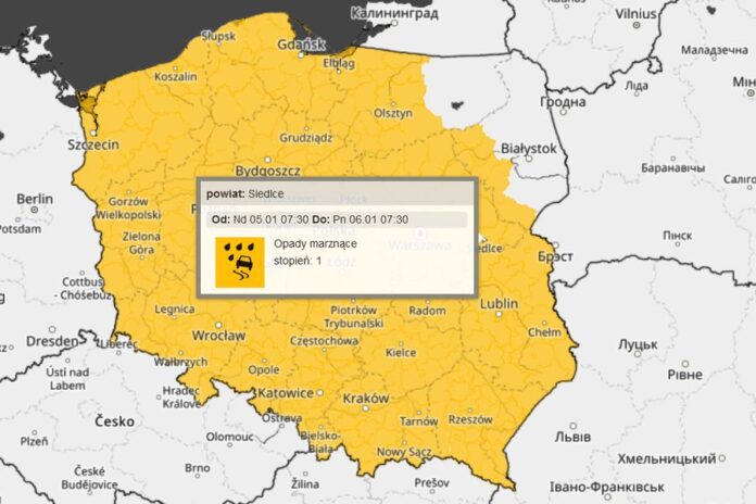 Żółta mapa Polski z zaznaczonymi miastami