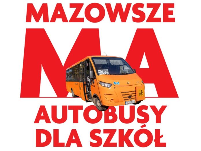 Pomarańczowy autobus na tle napisu 